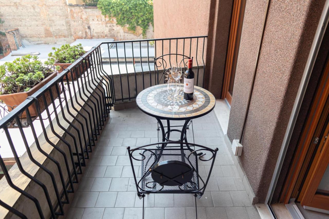 Apartment Close To Duomo Milano Ngoại thất bức ảnh